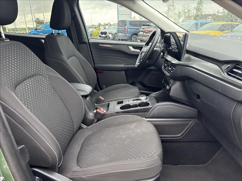 Ford Kuga 2,5 HEV 132kW Titanium - fotka 19 z 36