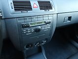 Škoda Fabia (2006) Ambiente 1.4 16V, oblíbený vůz - náhled 12