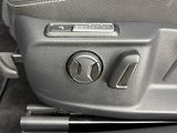 Volkswagen Passat (2023) Business 2.0 TSI 140kW DSG - náhled 29