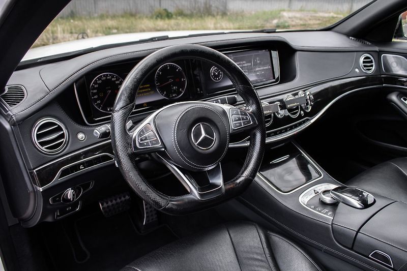 Mercedes-Benz Třídy S BLUETEC 4MATIC 2015 - fotka 10 z 37