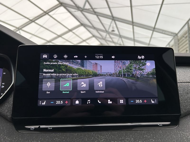 Škoda Octavia 2.0 TDI Top selection - fotka 16 z 32