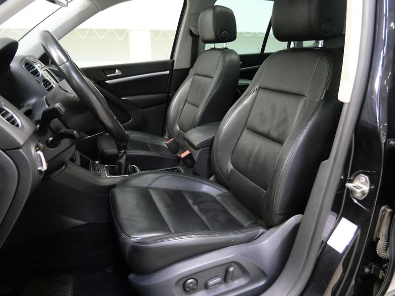 Volkswagen Tiguan - fotka 11 z 25