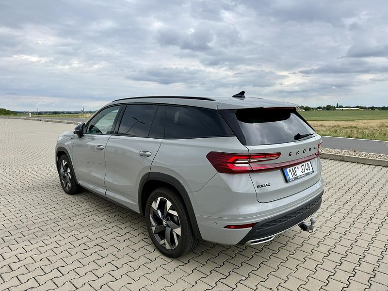Škoda Kodiaq (2024) SPORTLINE 2.0 TDI DSG - fotka 3 z 16