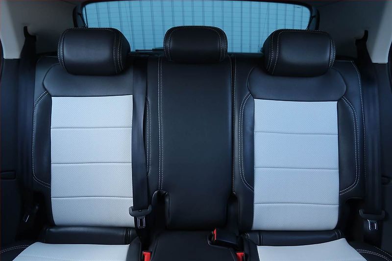 Volkswagen T-Cross (2019) 1.0 TSI, Kůže, Tempomat - fotka 10 z 19