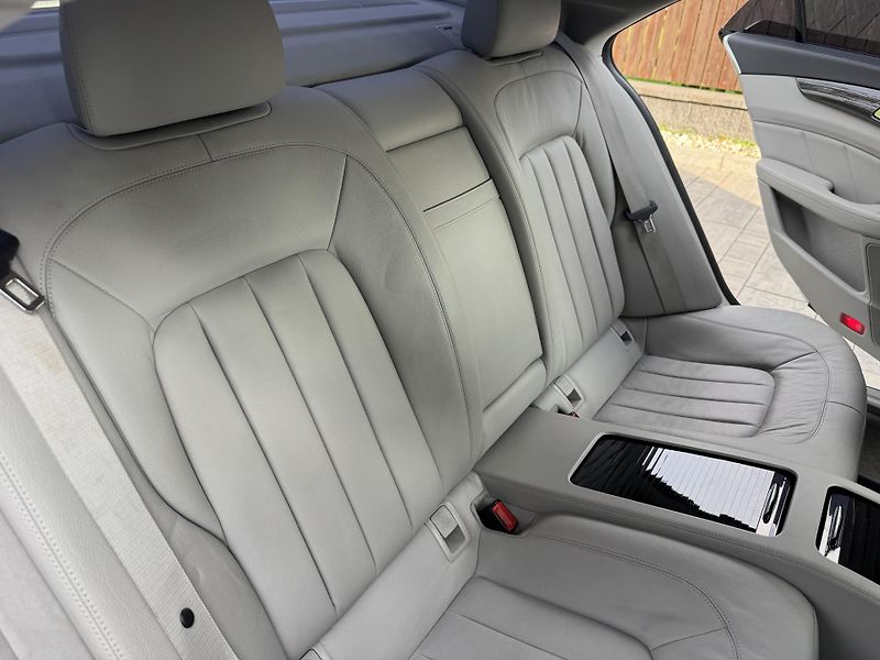 Mercedes-Benz CLS (2014) 350 CDI, 4Matic, AMG - fotka 47 z 64