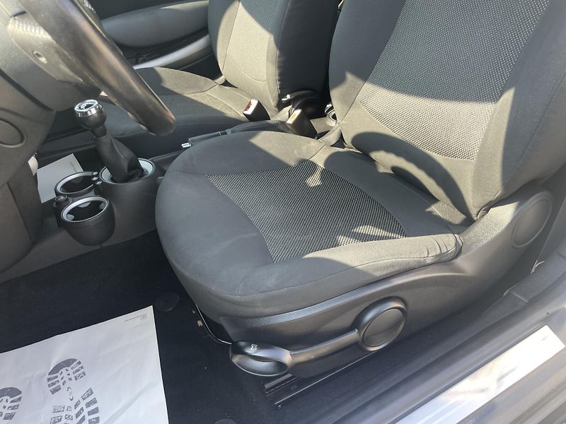 Mini Clubman 1.4i 95PS CLUBMAN REZERVACE!!! - fotka 106 z 176