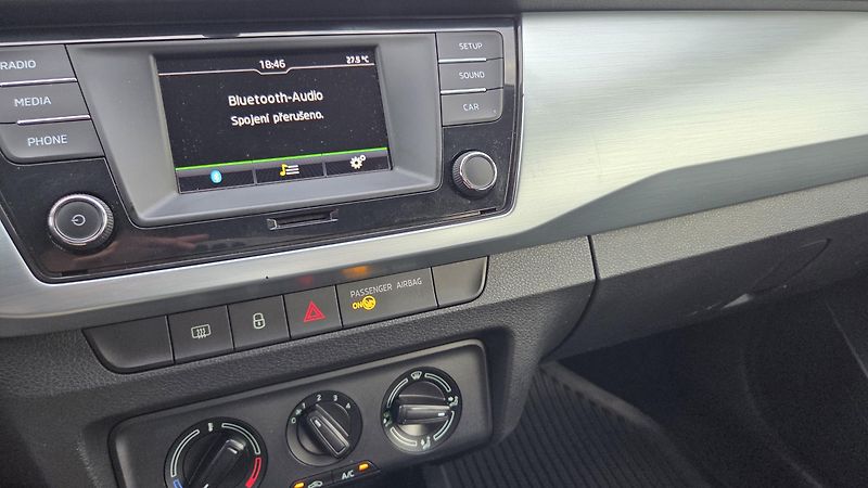 Škoda Fabia (2018)  1.0 TSI 81 kW Ambition CZ DPH - fotka 22 z 24