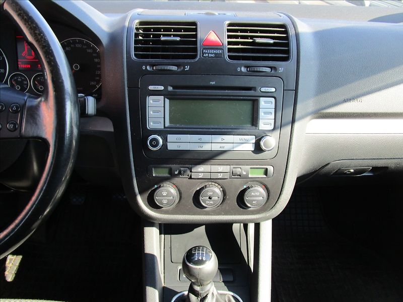 Volkswagen Golf Variant 1.4TSi Sport, aut. Kli - fotka 9 z 42