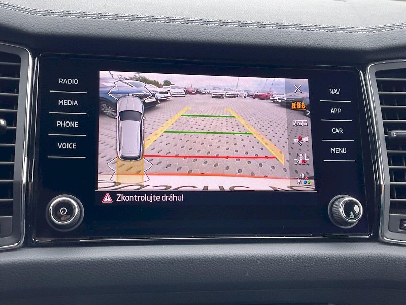 Škoda Kodiaq (2023) 2.0 TDI 147 kW 4x4 Style Plus - fotka 15 z 34