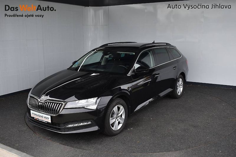 Škoda Superb (2023) 2.0TDI 110kW DSG tažné - fotka 1 z 23