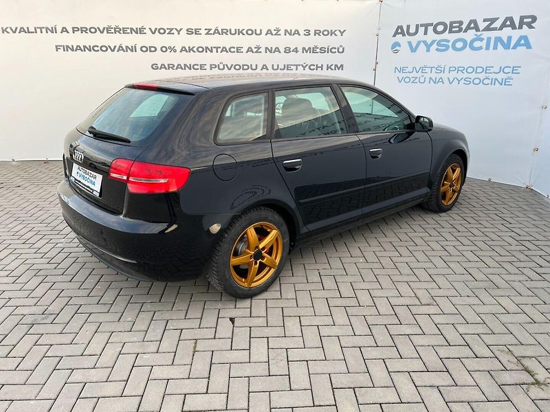 Audi A3 (2011) 1.6TDi 77kW! Sportback! - fotka 4 z 23