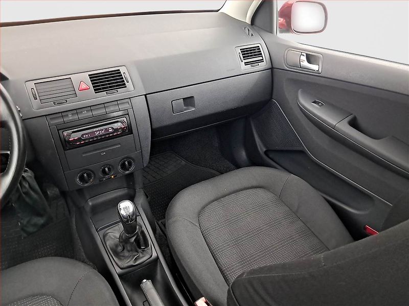 Škoda Fabia (2005) 1.2 12V, nová STK, pěkný stav - fotka 8 z 14