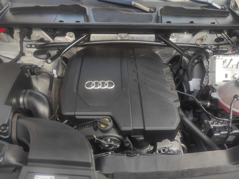 Audi Q5 2,0TFSi 195kW,Sportback, 4x4 - fotka 50 z 63