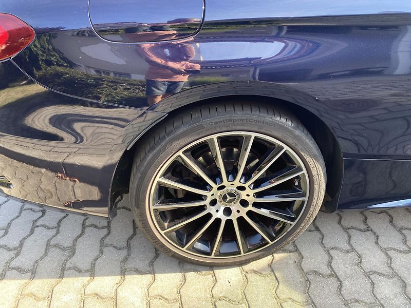 Mercedes-Benz Třídy C (2017) C 180 Coupé AMG Line - fotka 15 z 16