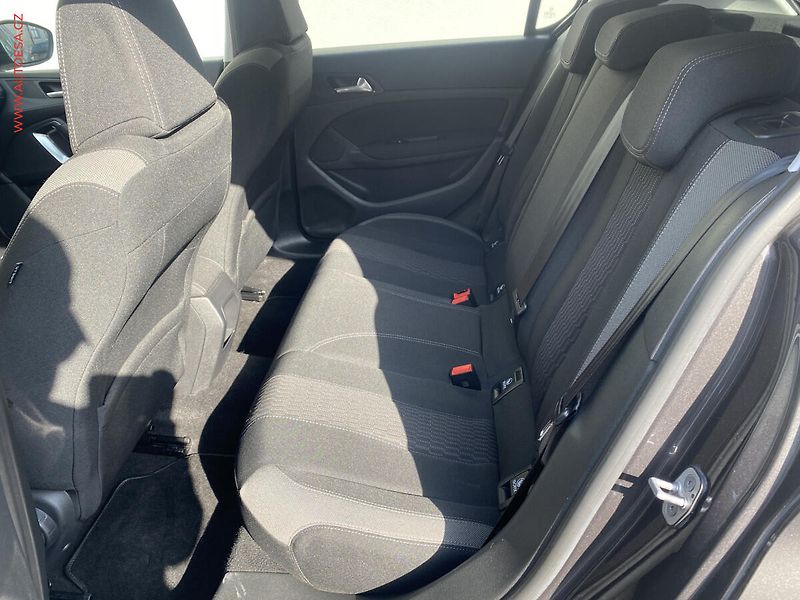 Peugeot 308 (2016) 1.2PT, Style, navi - fotka 10 z 19