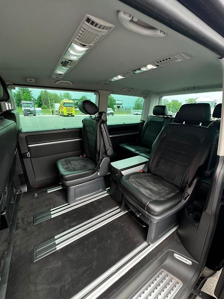 Volkswagen Multivan 2.0TDI DSG 4x4 7-Míst HIGH DPH - fotka 17 z 18