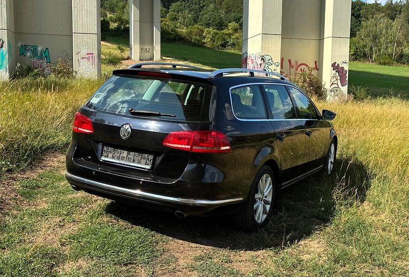 Volkswagen Passat (2013) VW Passat 2.0 TDI 4Motion DSG - fotka 4 z 32