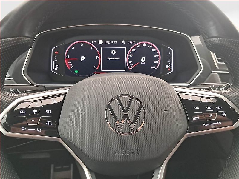Volkswagen Tiguan (2021) R-Line 2.0 TDI - fotka 18 z 18