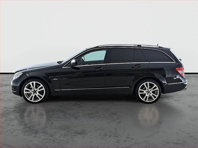 Mercedes-Benz Třídy C (2008) C 320 CDI , Serv.kniha - fotka 3 z 16