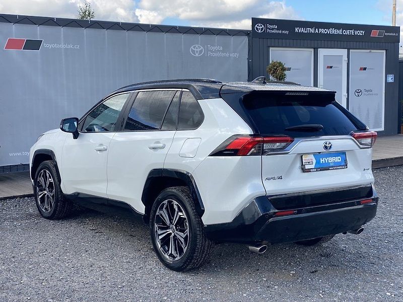 Toyota RAV4 2.5Plug-in, ČR, Executive, 4x4 - fotka 5 z 19