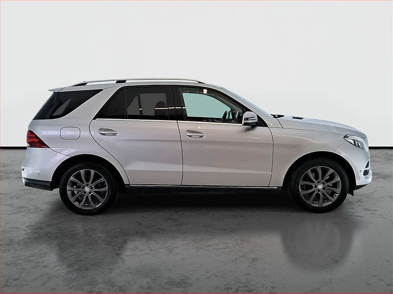 Mercedes-Benz GLE (2016) 400 - fotka 6 z 25
