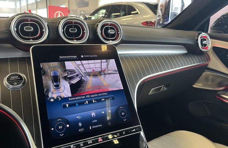 Mercedes-Benz CLE 300 4M AMG 360k Panorama Tažné - fotka 15 z 21