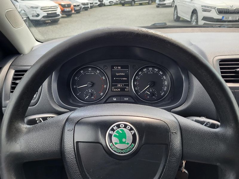Škoda Roomster 1.2 TSI 63kW AMBIENTE - fotka 10 z 43
