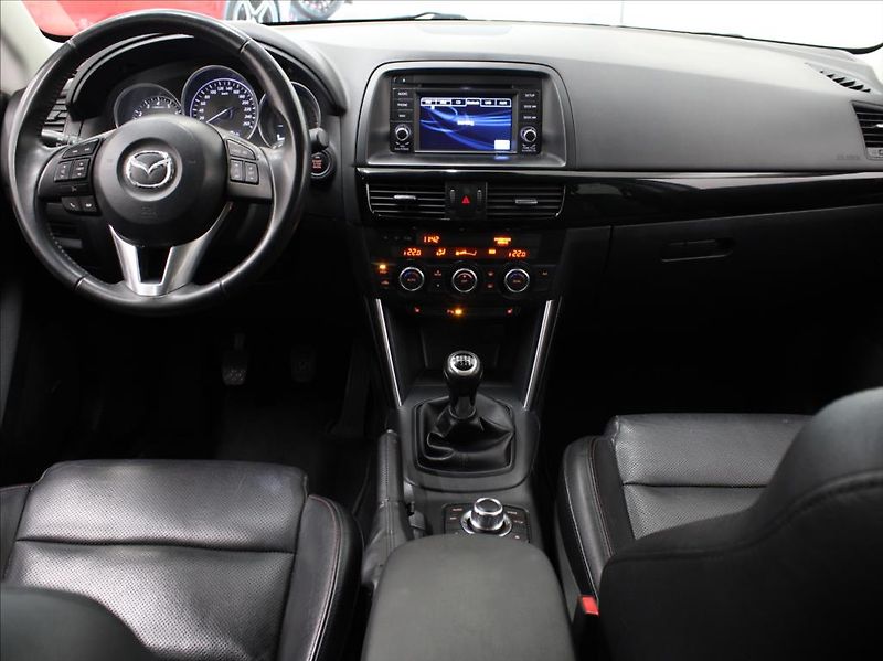 Mazda CX-5 2,0 G160 4x4 MT Tažné Bose ČR - fotka 8 z 27