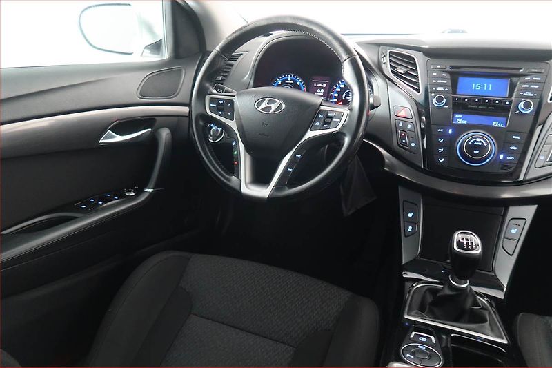 Hyundai i40 (2013) 1.7 CRDi, Tempomat - fotka 7 z 17