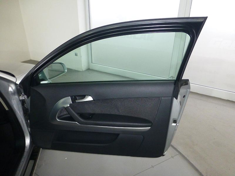 Audi A3 (2008) 2,0TDI*QUATTRO**ALU KOLA**DIGI - fotka 14 z 20