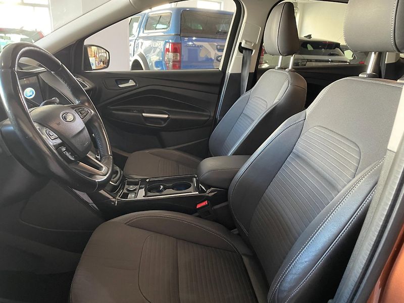 Ford Kuga (2018) Titanium 1,5 EcoBoost 110kW - fotka 13 z 30