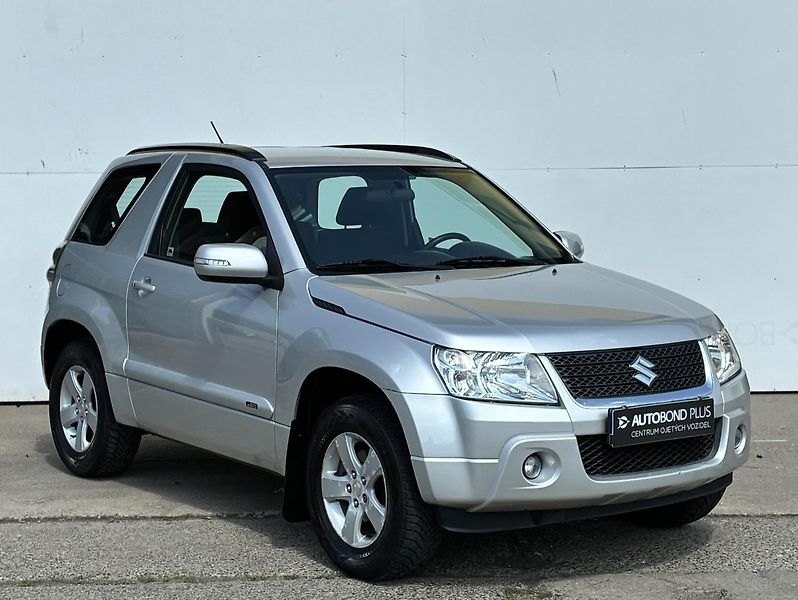 Suzuki Grand Vitara 2.4 VVT 124kW AT JLX-E Limited - fotka 6 z 19