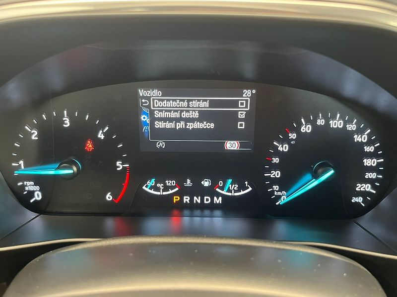 Ford Focus 2.0 EB Titanium LED - fotka 63 z 66