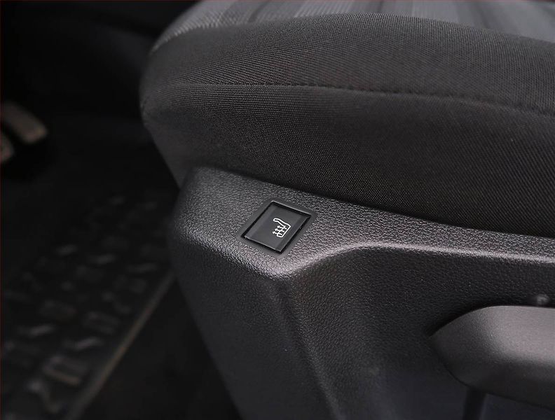 Opel Combo (2019) Enjoy 1.2 Turbo, 7Míst, 1Maj - fotka 16 z 18