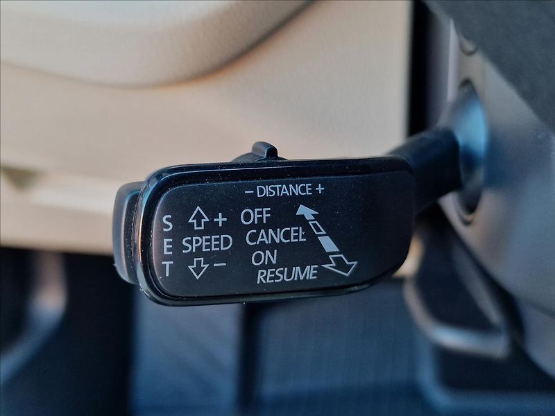 Škoda Octavia 2.0 TDI DSG Style,ČR,1.Maj - fotka 23 z 50