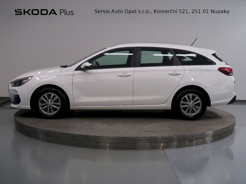 Hyundai i30 (2019) 1.6CRDI 85KW - fotka 3 z 29