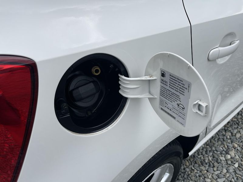 Volkswagen Polo 1.4MPi 85PS CITY BI-FUEL VW 1A - fotka 41 z 177