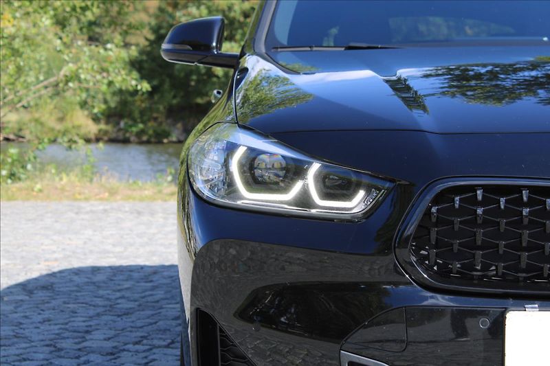 BMW X2 20d xDrive/M-Paket/TOP/CZ - fotka 35 z 40