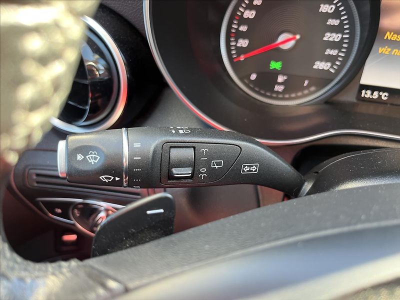 Mercedes-Benz Třídy C 2,1 250d 150KW 4MATIC LED DPH - fotka 26 z 50