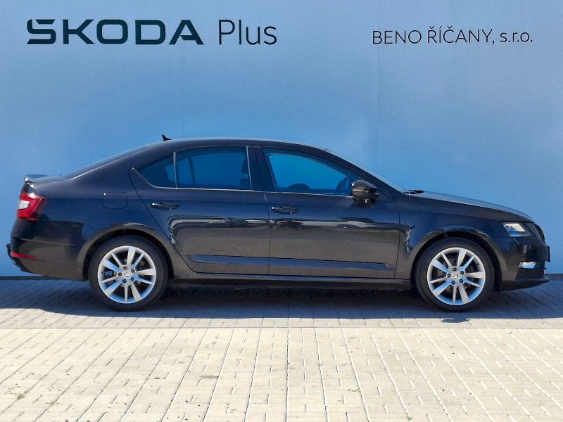 Škoda Octavia (2019) Ambition Plus Extra 1,5TSi 110 - fotka 11 z 35