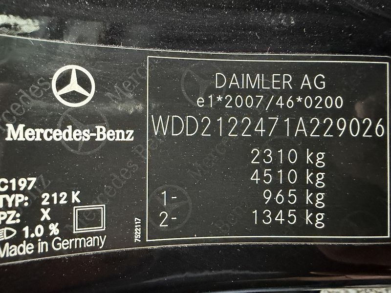 Mercedes-Benz Třídy E 250 CGI 5G NAVIGACE SERVISKA - fotka 12 z 12