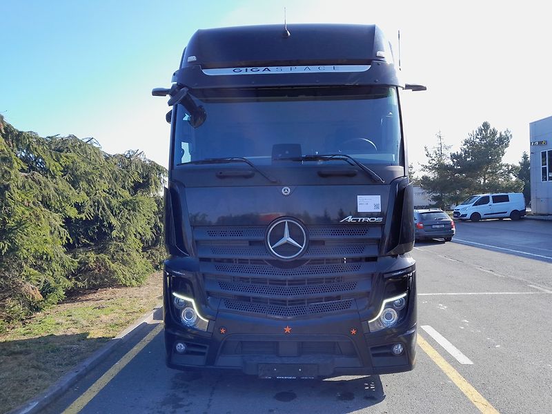 Mercedes-Benz Actros1848 GigaSpace LowDeck - fotka 2 z 46