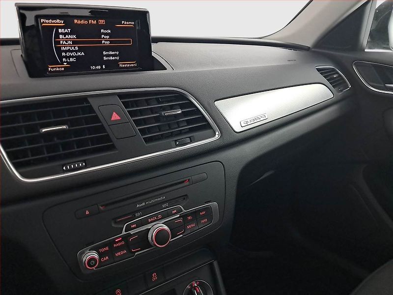 Audi Q3 (2014) 2.0 TDI, 4X4, Automat, Navi - fotka 12 z 20