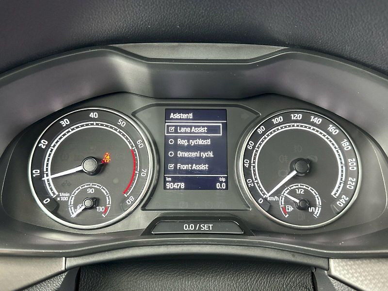Škoda Scala (2023) DSG 1.5TSI 110kW Style Plus - fotka 10 z 28