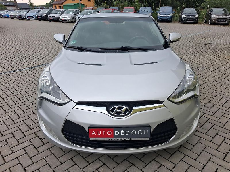 Hyundai Veloster (2011) 1,6GDi SERVISKA GARANCE 2xKOLA - fotka 2 z 43