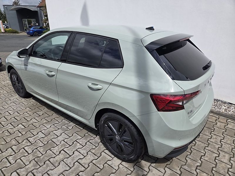 Škoda Fabia Dynamic 1,0TSI 85kW - fotka 5 z 15