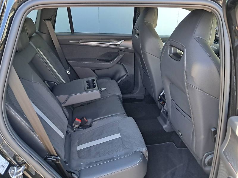 Škoda Kodiaq (2025) SPORTLINE 2.0 TDI / 142 kW 4x4 - fotka 22 z 29