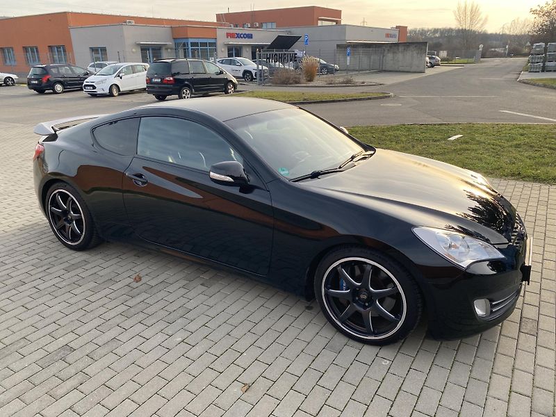 Hyundai Genesis (2013) 3.8i RS INDIVIDUAL  - fotka 21 z 57