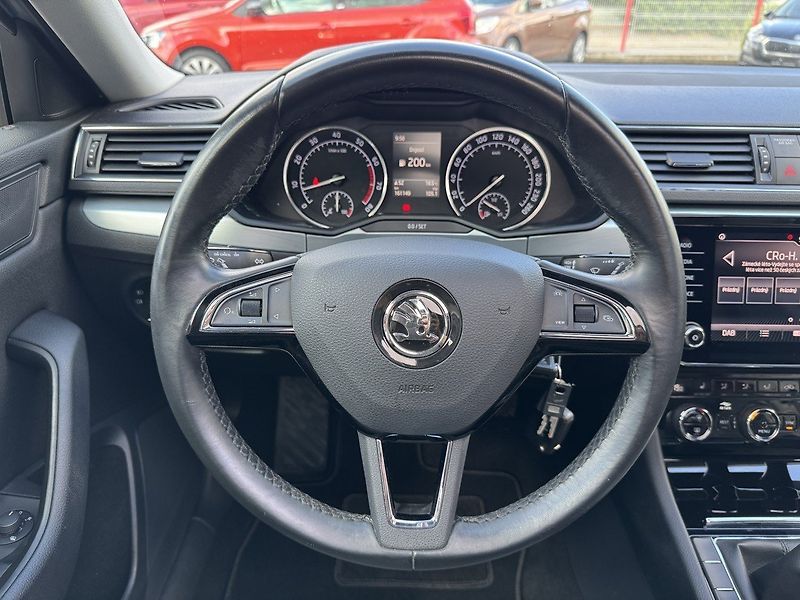 Škoda Superb (2019) 1.5TSi Xenony Navi Panorama - fotka 6 z 50