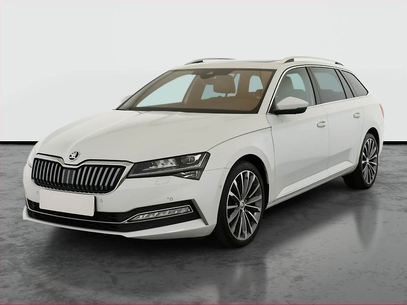 Škoda Superb (2023) 2.0 TDI - fotka 2 z 21